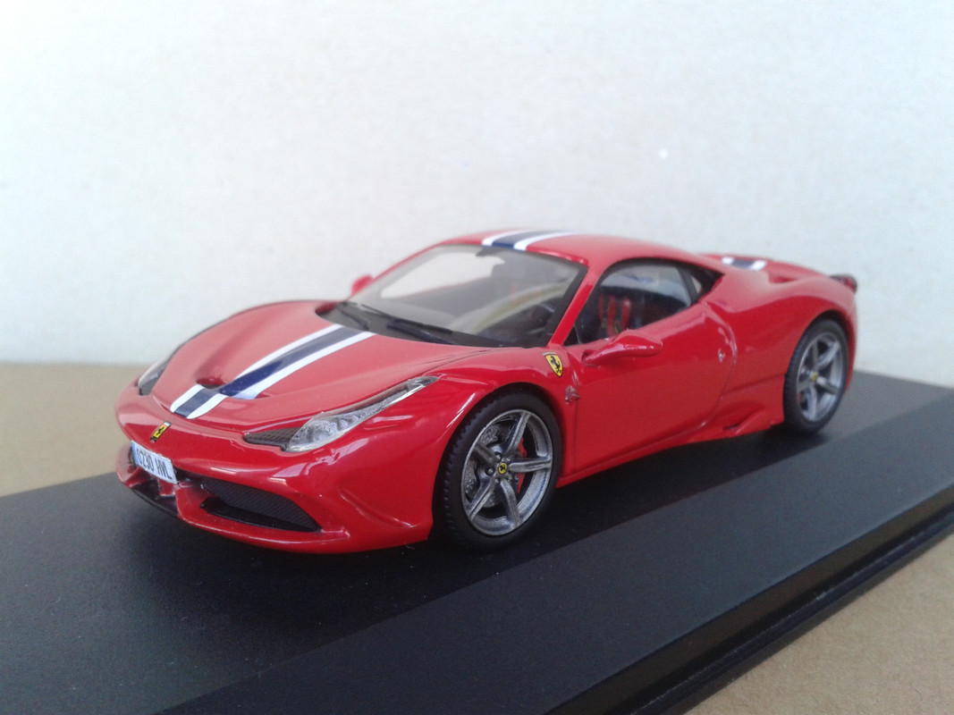 2013 Ferrari 458 Speciale (Hot Wheels Elite) (3)
