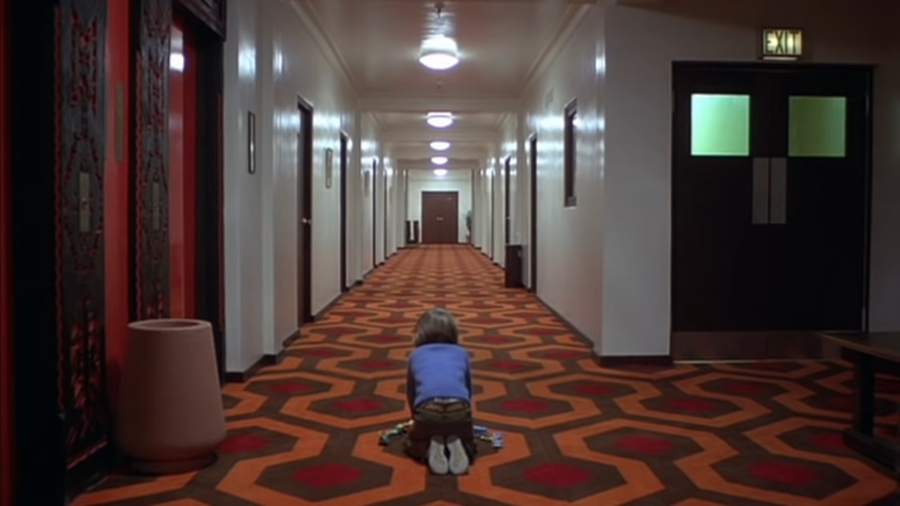 Kevin Lynch - The Shining (1980) Danny On the Carpet [5N3ME6vQOnQ - 1280x720 - 0m25s]