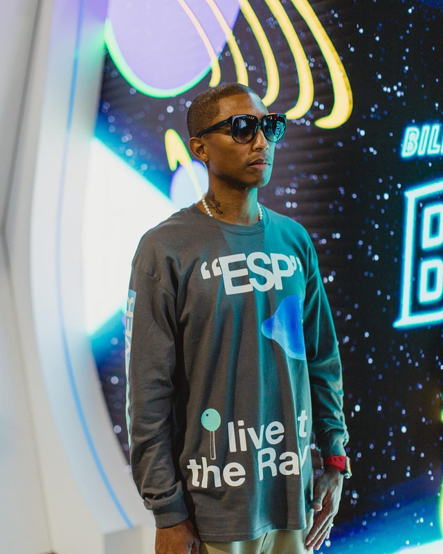Pharrell At ComplexCon (Update) (2018)