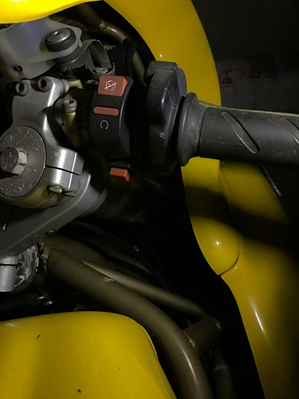 195FD8E6-78AF-4FF3-B0D7-5A4E5E280FA2