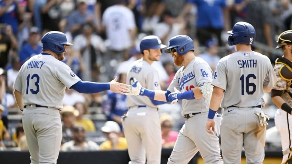 Al estilo de 'Magic Mike', peloteros de los Dodgers