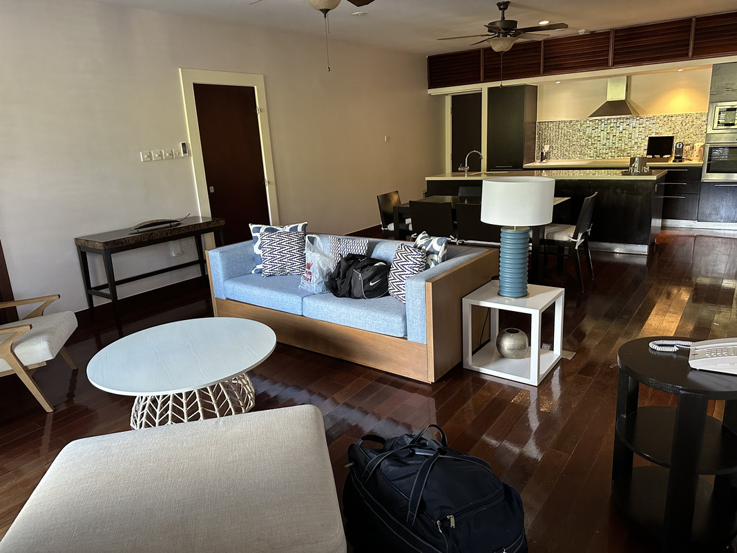 E340E8C1-AE7C-4A65-B282-29FE1E31F6FE