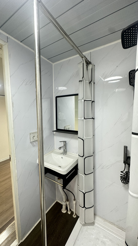 Customized exterior of expandable container house