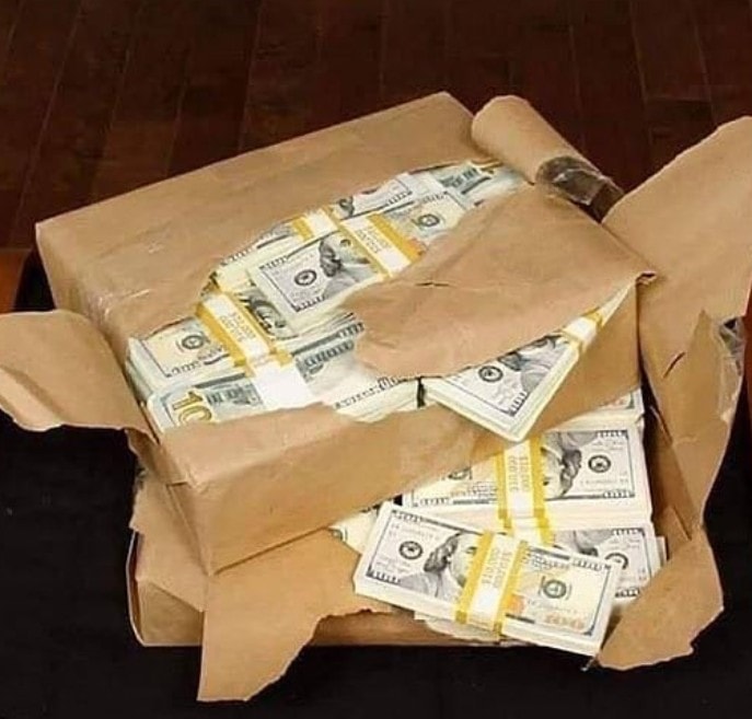 6EE5DA3C-94EF-4740-9631-C62829ACC4B3