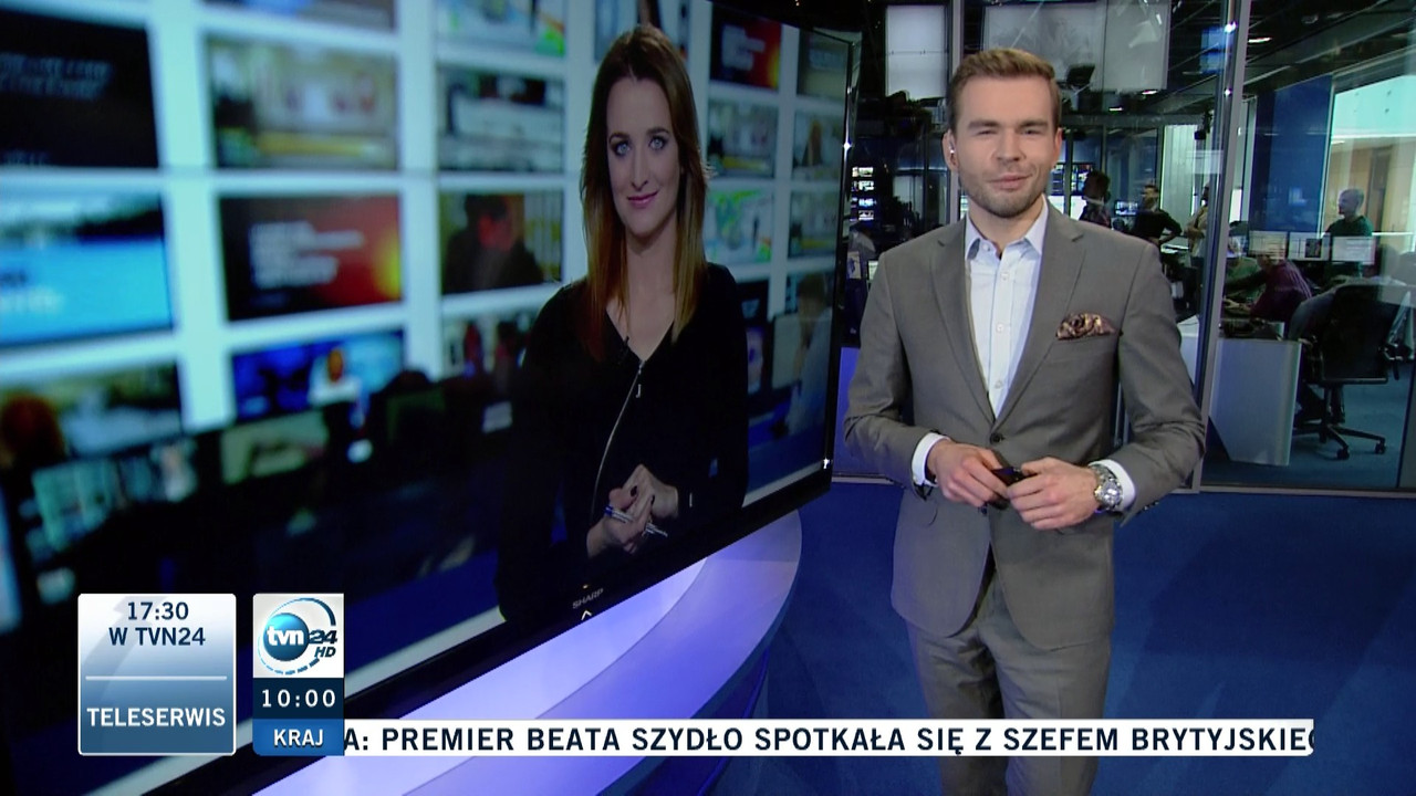 TVN_24_HD-10122015-0958.mts (0_01_26) 007301