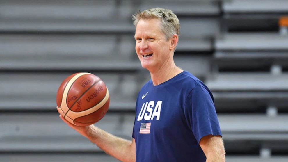 Does Steve Kerr own a basketball team