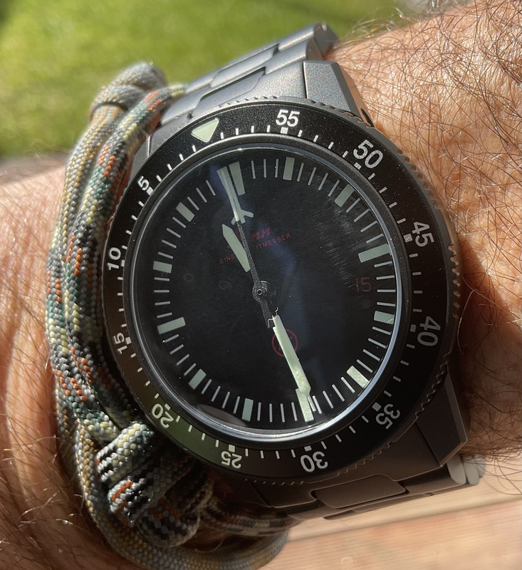 B586ECB7-07D1-4A2E-8BAC-3440B162C2F3