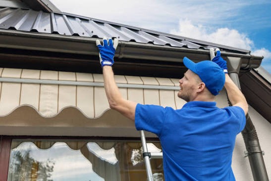 Gutter Fixing