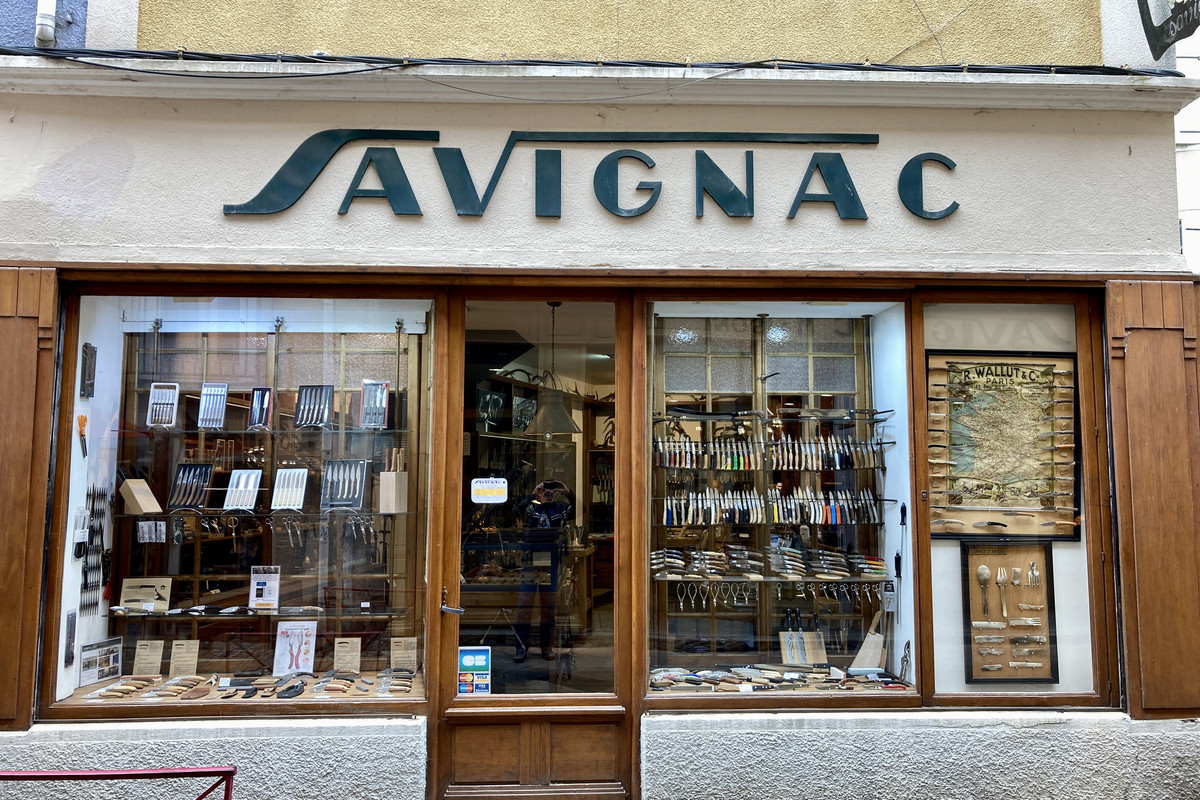 6409DB8E-936E-46CB-A710-088D89B763BD