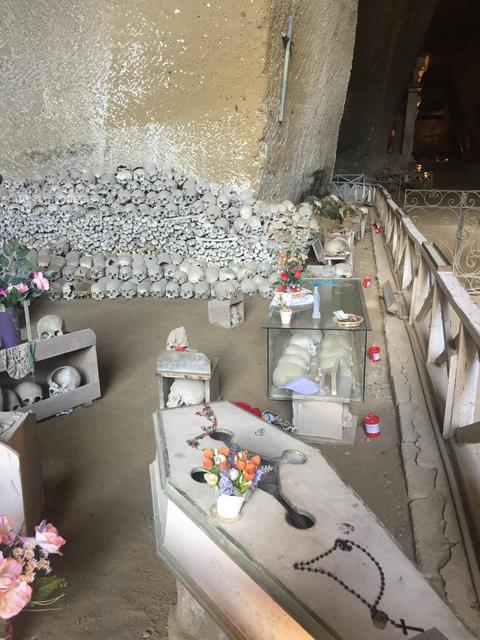 Nápoles, Costa Amalfitana y el Sur de Italia en moto - Blogs de Italia - Día 3- Nápoles (3)