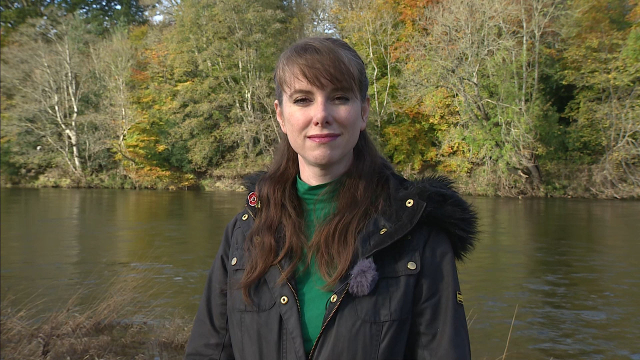 11.05 - 18.00.00 - ITV News London. The latest news in London and the....ts_snapshot_18.25.344