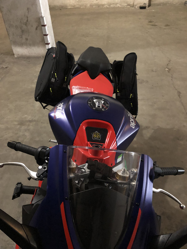 525D5E72-1903-4006-9349-73893343389F