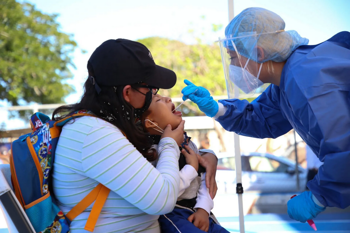 Salud confirma incremento de casos de Covid, pero no saturación de camas
