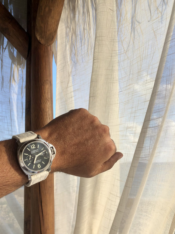 E79EBBB0-0460-4827-BC38-3495F37AB200