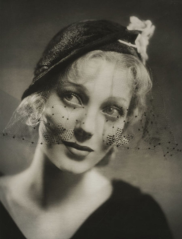 loretta_young_e07