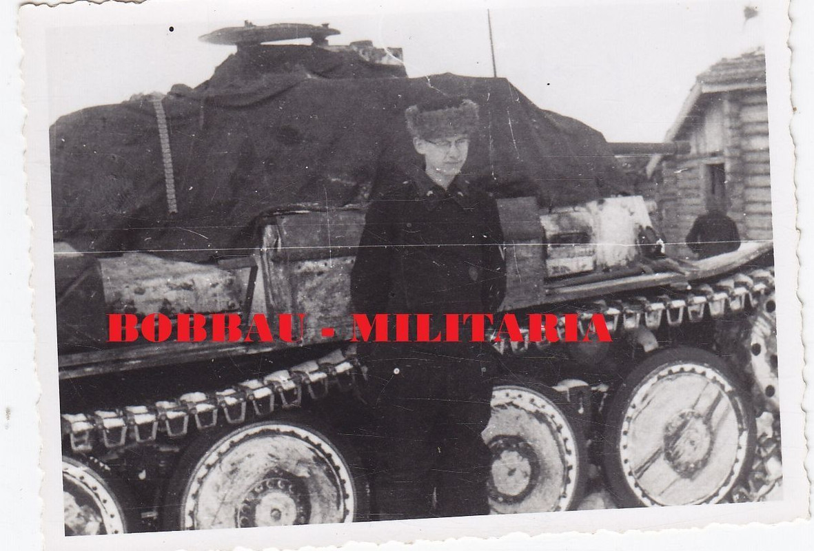 Russland Beute-Panzer 38 t ČKD-Praga TNH Winter-Tarnung Front Pz-Rg 1942