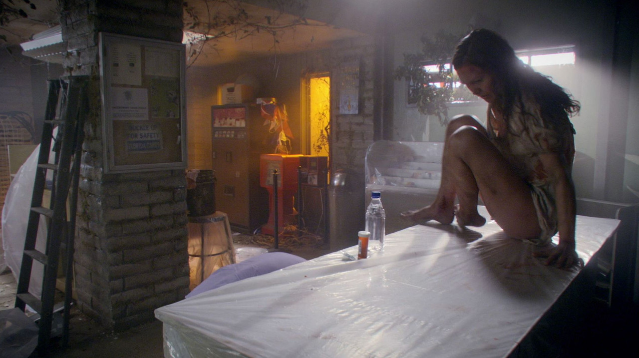 Julia-Stiles-Nude-Sexy-TheFappeningBlog.com-16