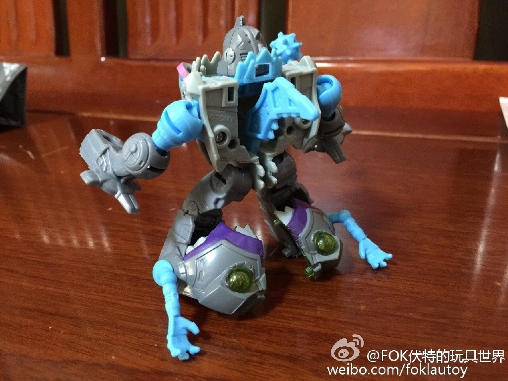 1475677987-sharkticon-14
