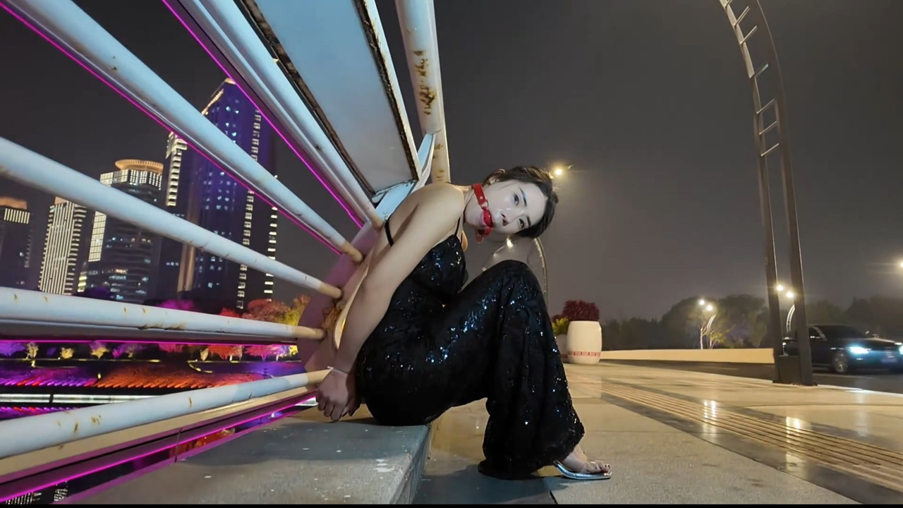 一绳所爱 杨若琳户外散步.mp4_20250209_185357.478