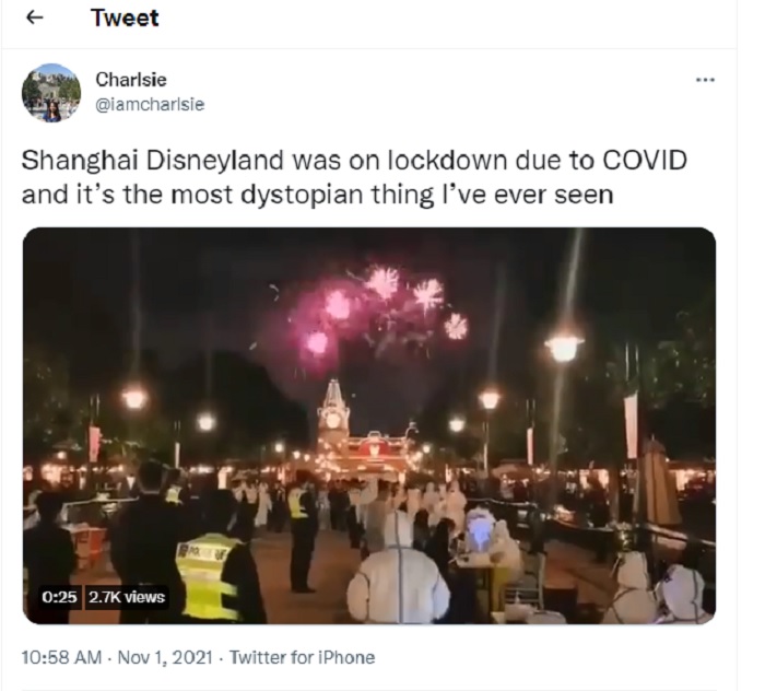 Lebih dari 30.000 orang terjebak di Shanghai Disneyland pada malam perayaan Halloween akibat satu kasis Covid-19 ditemukan.