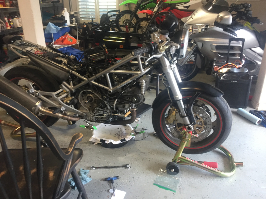 E83B6320-C373-4ED6-A423-7729C0E35586