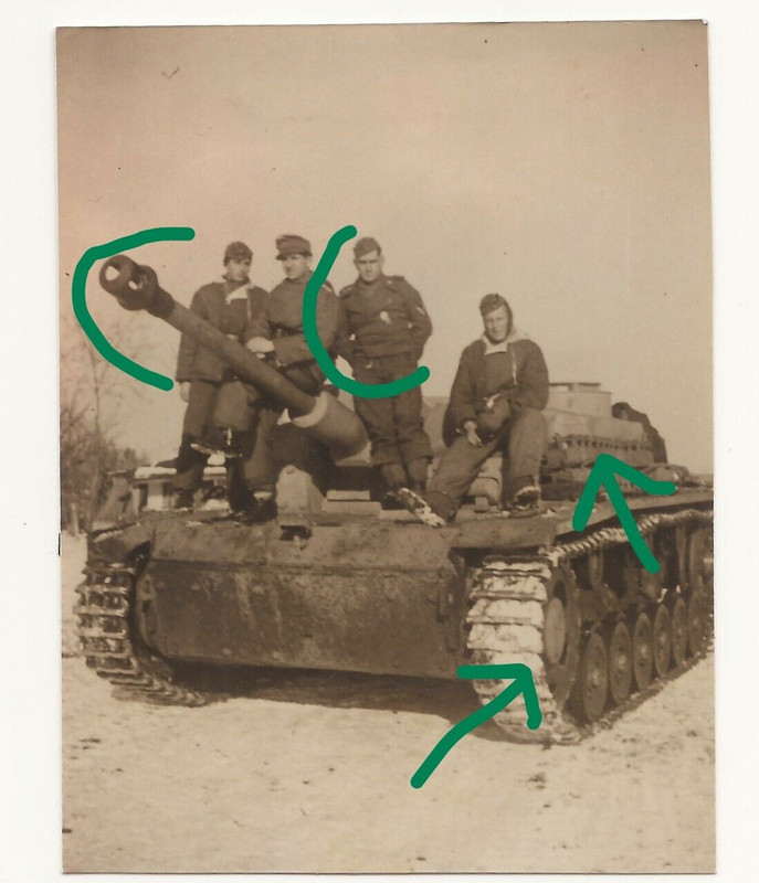 Foto Sturmartillerie Sturmgeschütz 3 Langrohr mit Besatzung ca. 