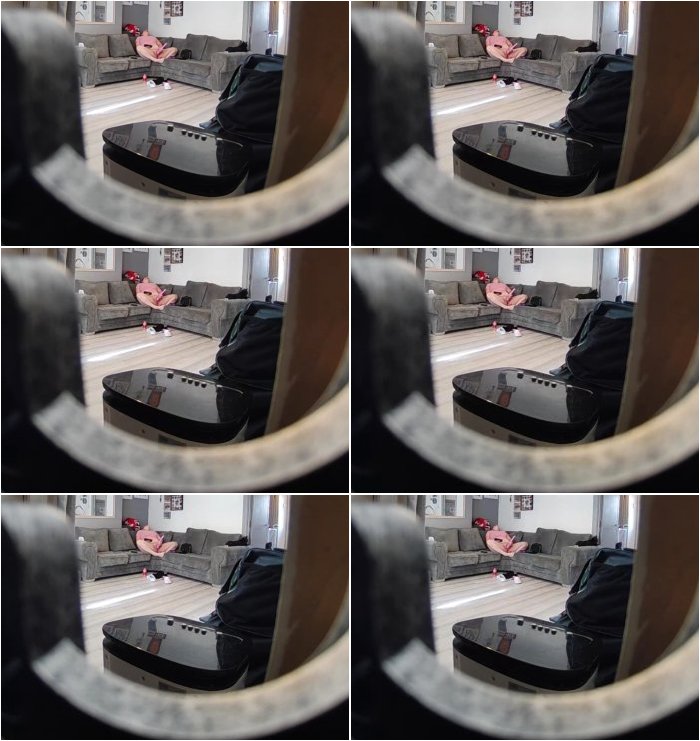 Caught-Hidden-Cam-Hidden-Camera-Housewife-Magic-3.jpg