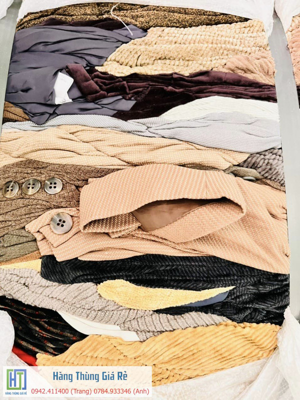 www.hangthunggiare.com_AO VEST NHUNG TAM NAM NHAT (7)