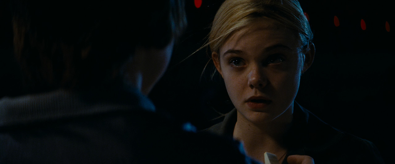 Super 8 2011 UHD Blu Ray 2160p DV HDR mkv snapshot 00 13 15 003