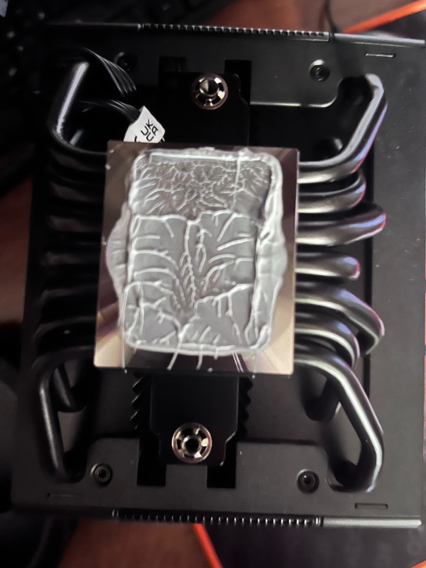 Z0i6-HTA3410.jpg
