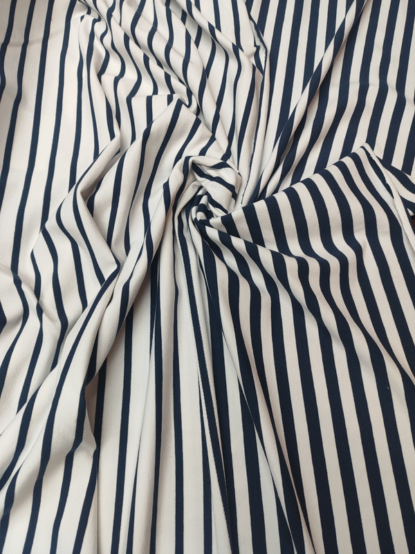 Две бретонкисине белые