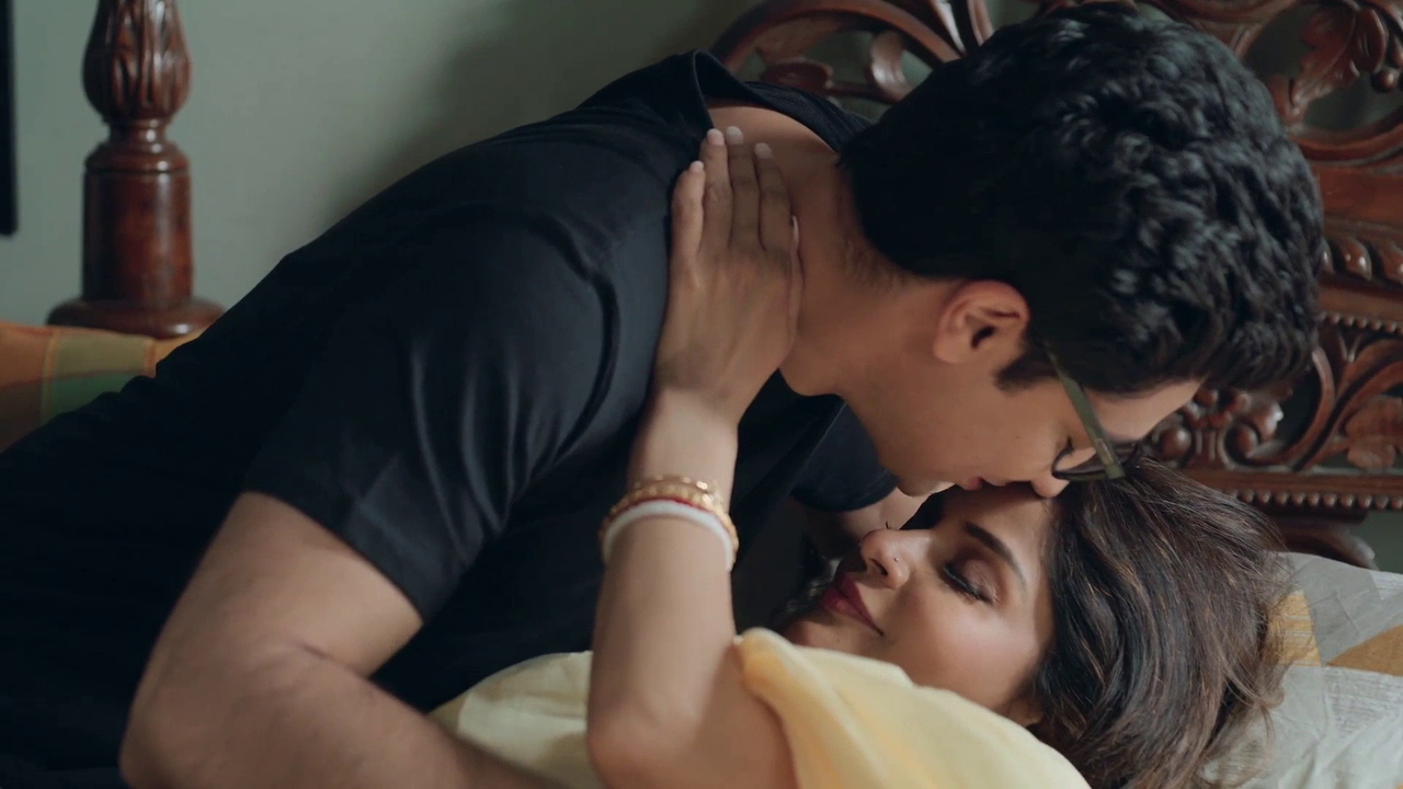 [Image: vlcsnap-2025-08-01-21h06m05s416.png]