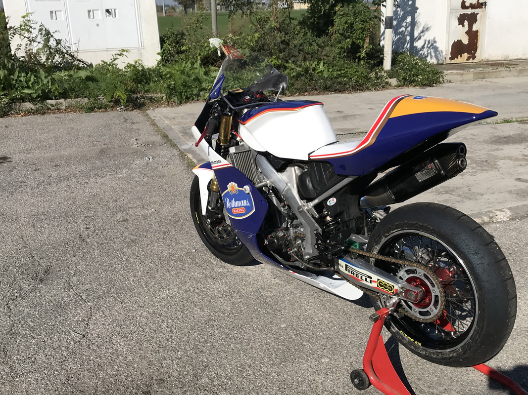 060DCCCA-A2E8-4251-AFE8-E7C3F652E51A