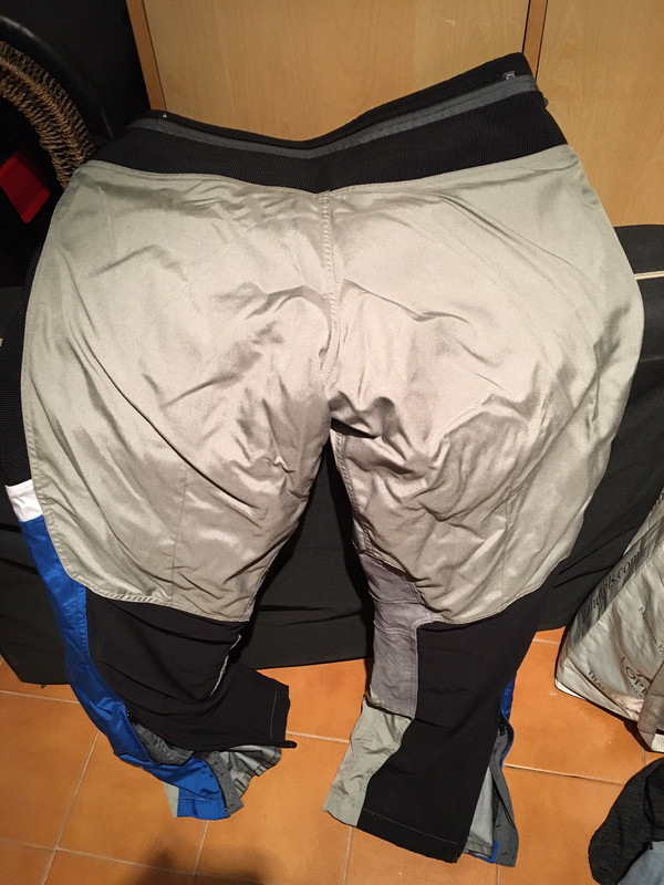 A24C1CF4-2435-4EB5-BDA1-8A585385B967