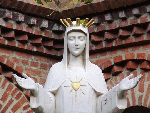 Nostra Signora di Beauraing dans Apparizioni mariane e santuari Beauraing