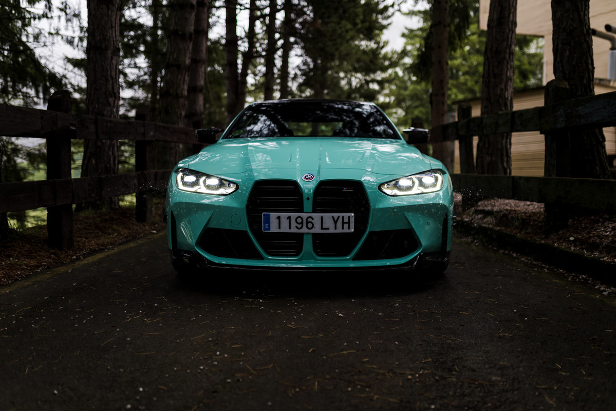 P90487142-highRes