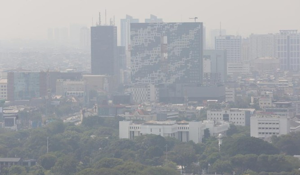 Jakarta Diselimuti Polusi, DPR Desak Penegakan Regulasi Emisi Kota