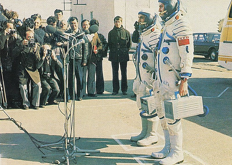 К звездам 12