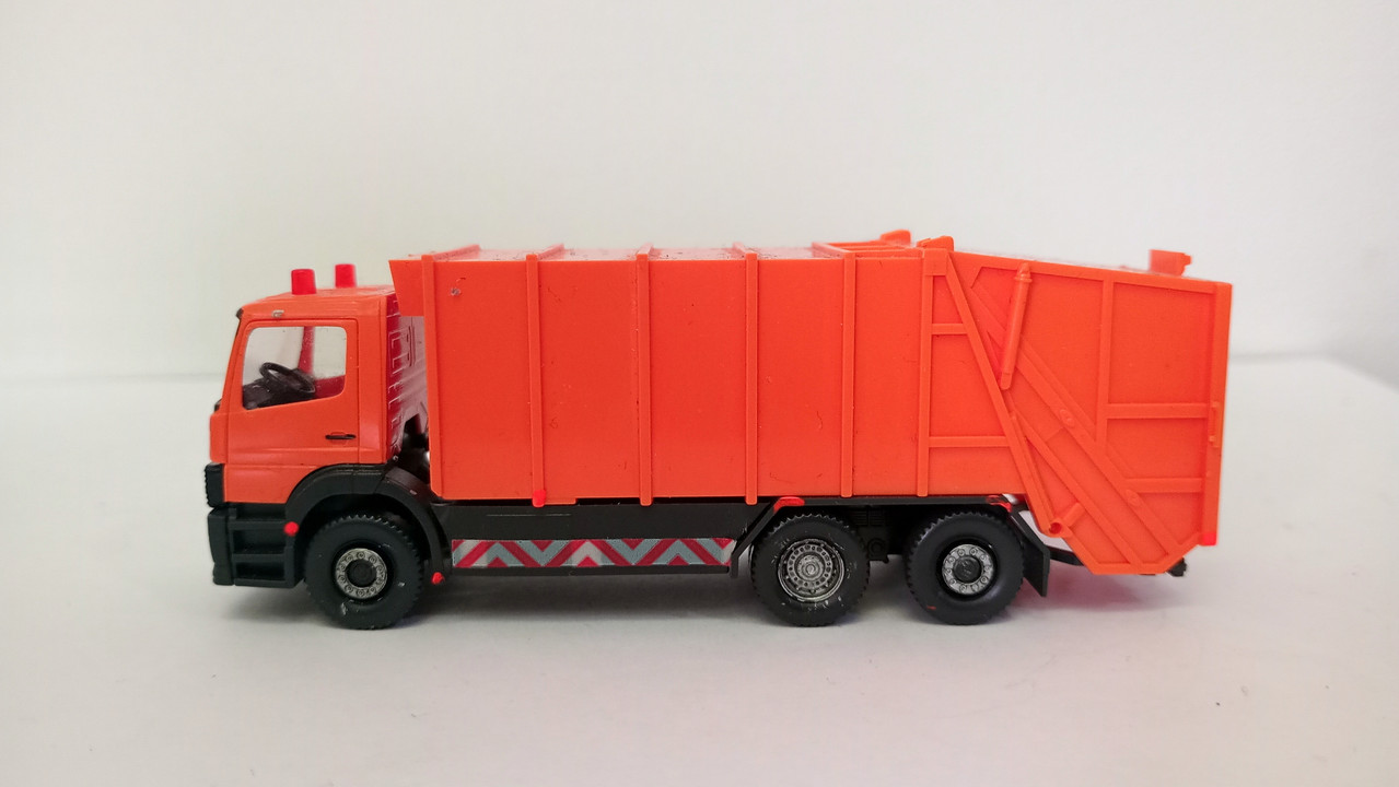 Mach (3483)