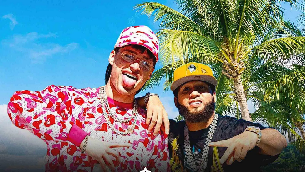 Así suena la primera canción de Peso Pluma en el reggaetón