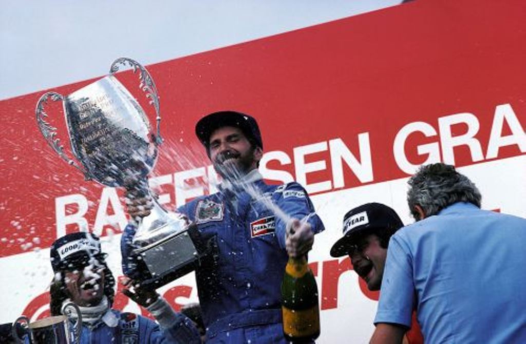 1976 авст подиум