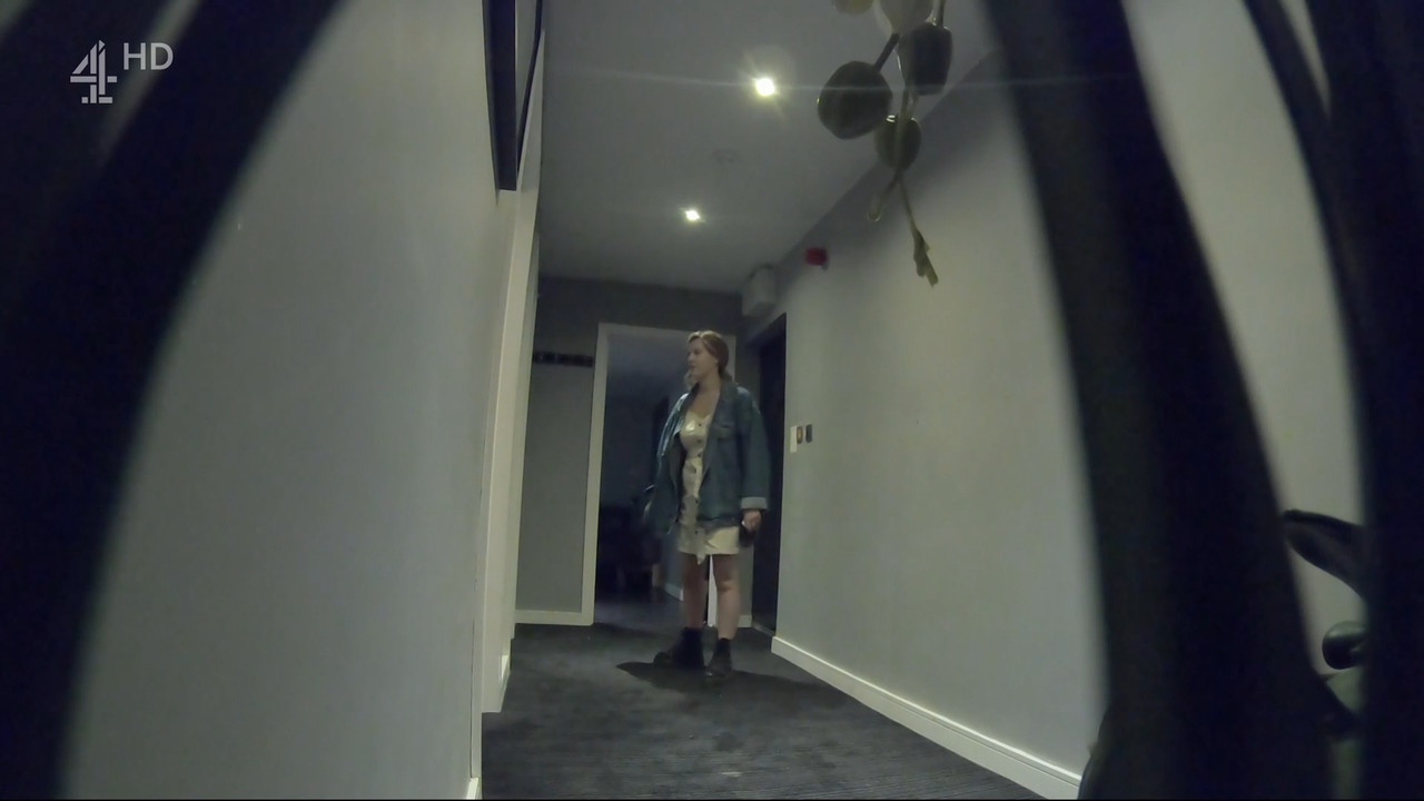 2022-12-12_23_00_Chan4_Undercover-Sexual-Harassment-The-Truth.mp4_snapshot_00.44.41.116