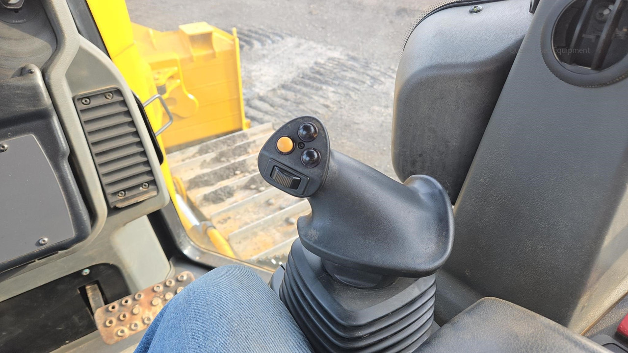 Vehicle thumbnail 12