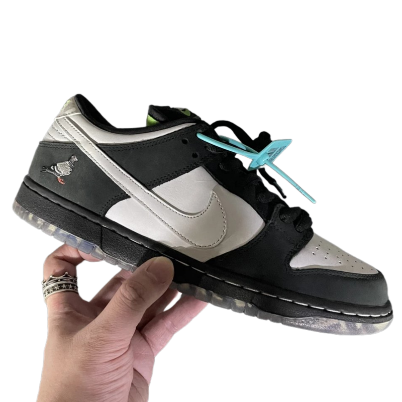 Dunk Panda Pigeon [1+ styles]
