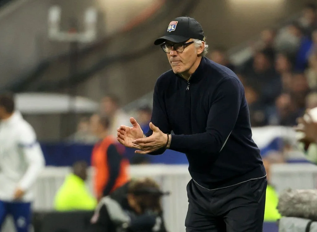 Laurent Blank on the Olympique Lyonnais bench