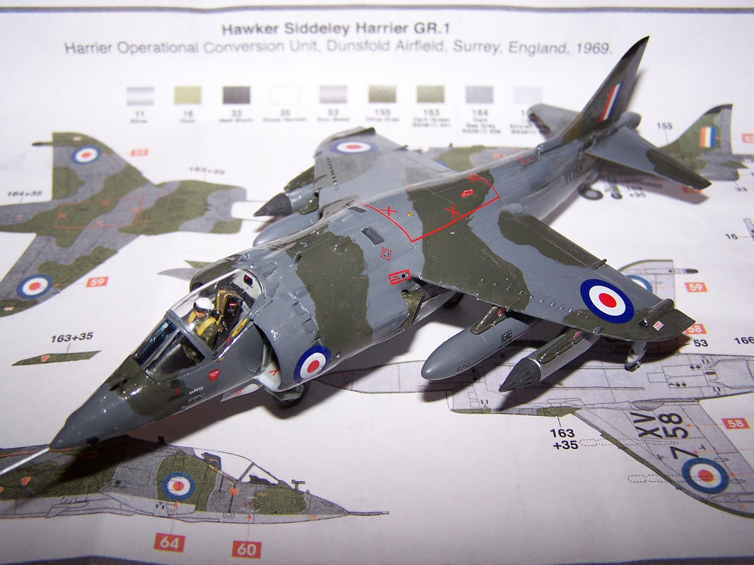Airfix_Harrier_GR1_1