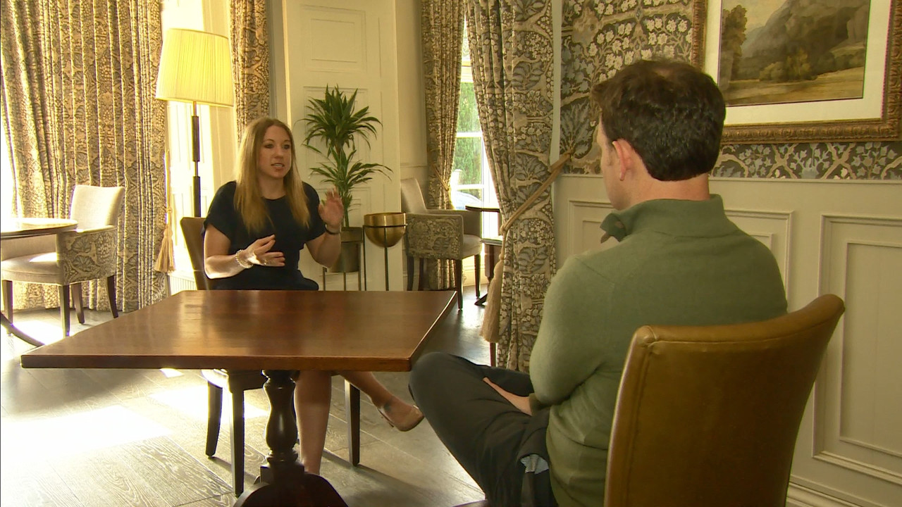 ITV News London 2022_04_01_18_00_00.ts_snapshot_12.36.415