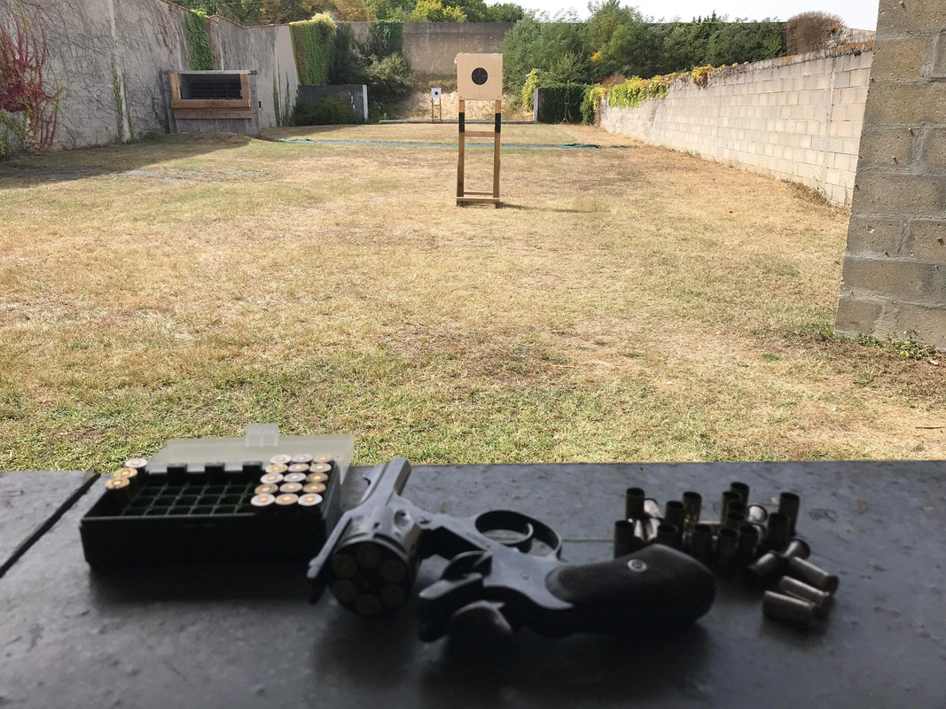 04E0D765-5C72-480F-AED1-EB7D38E38865