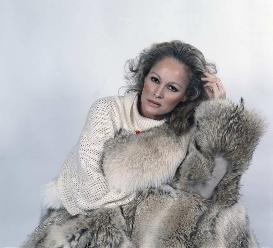 ursula_andress_c48