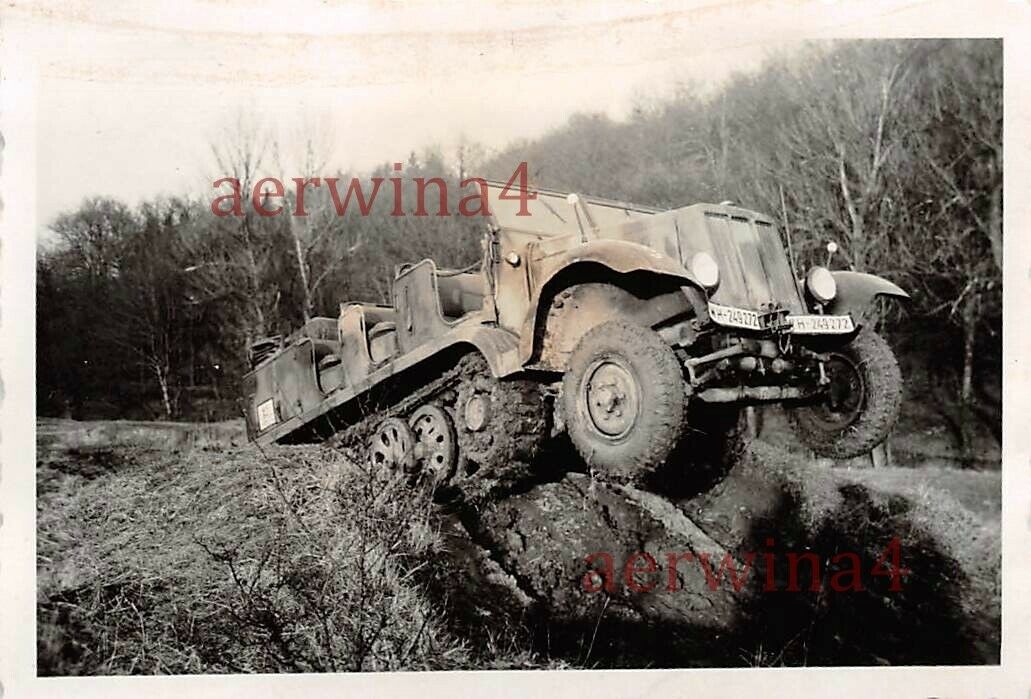 Geländefahrt Sd.Kfz.8 Halbketten Zugmaschine DB 10 Erfurt